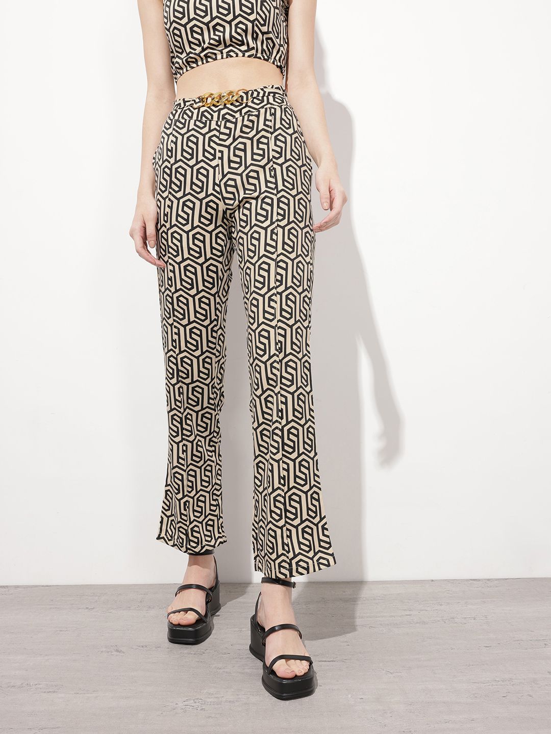 DressBerry Confident Allure Geometric Chain Glam Trousers