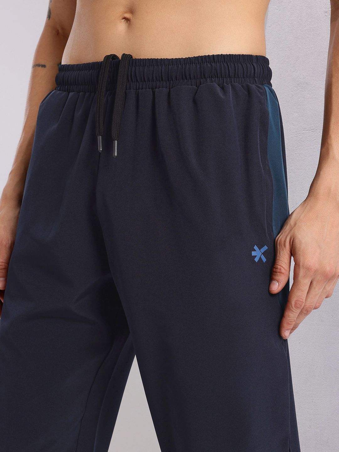 HRX by Hrithik Roshan Men Brand Logo Detail Mid-Rise Running Joggers