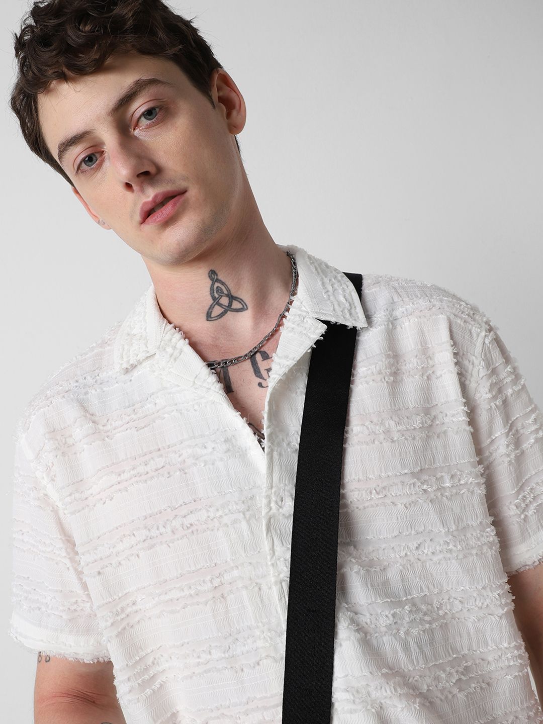 VASTRADO Men Classic Opaque Casual Shirt