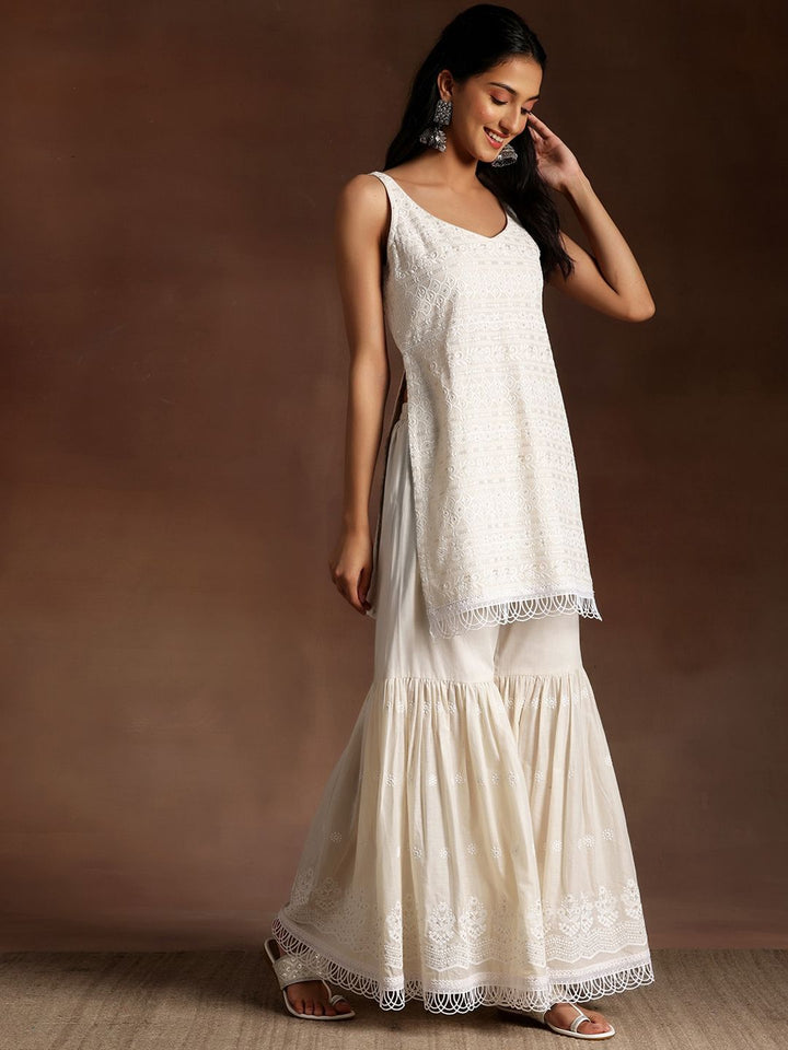 Libas Ethnic Motifs Embroidered Thread Work Pure Cotton Kurta With Sharara & Dupatta