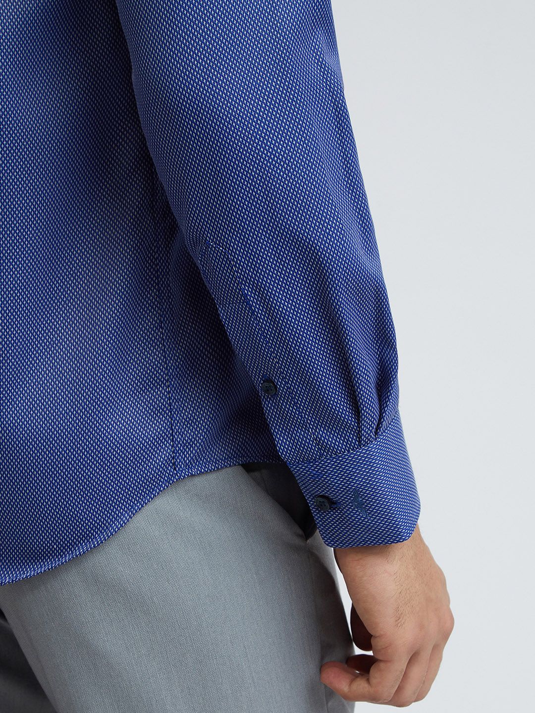 Park Avenue Textured Slim Fit Formal Shirt