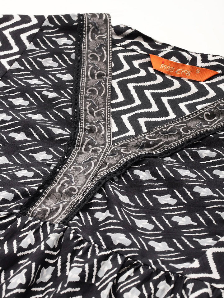 Indo Era Printed Panelled Pure Cotton Kurta with Trousers