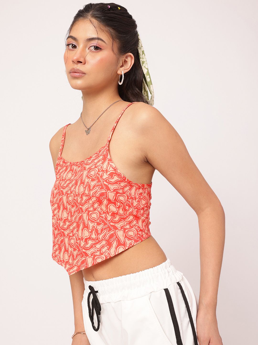 DressBerry Minimalist Muse Printed Crop Top