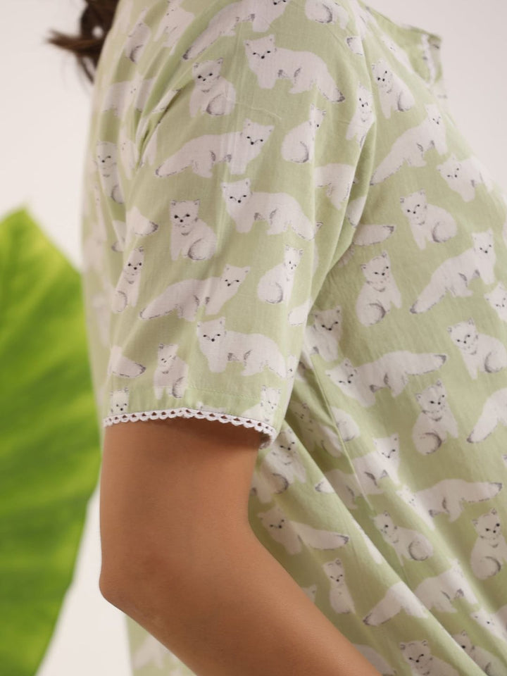 SANSKRUTIHOMES Conversational Printed Pure Cotton Night Shirt And Trousers