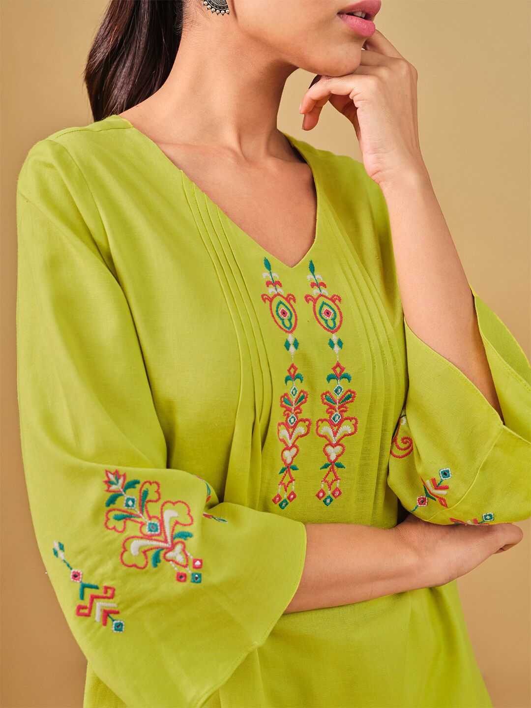 Global Desi V-Neck Floral Printed Top