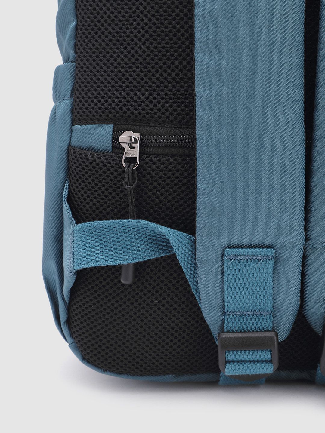 Lino Perros Women Backpack