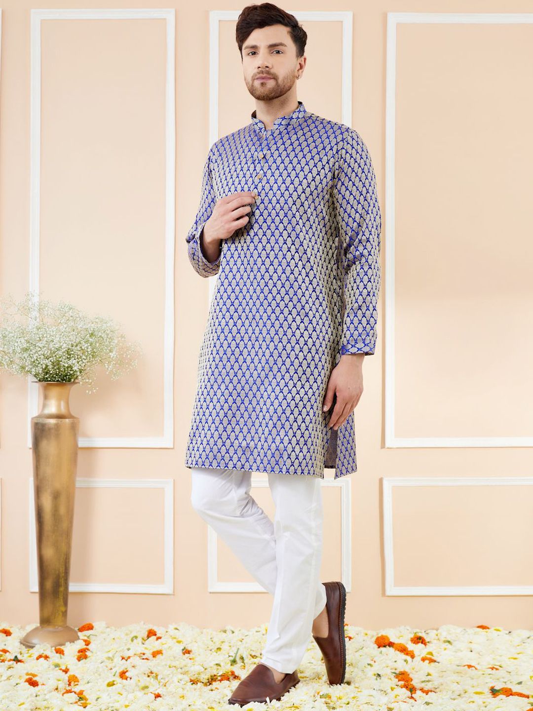 See Designs Ethnic Motifs Woven Design Long Sleeves Regular Straight Kurta & Pyjama