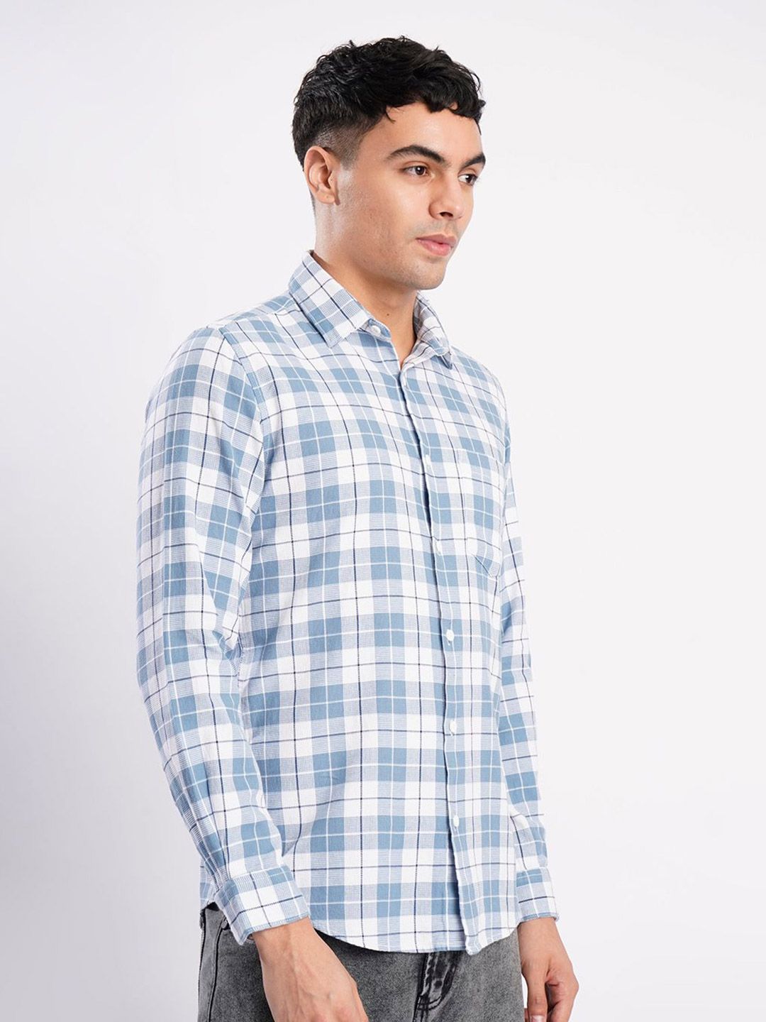 Bene Kleed Men Slim Fit Checked Cotton Casual Shirt