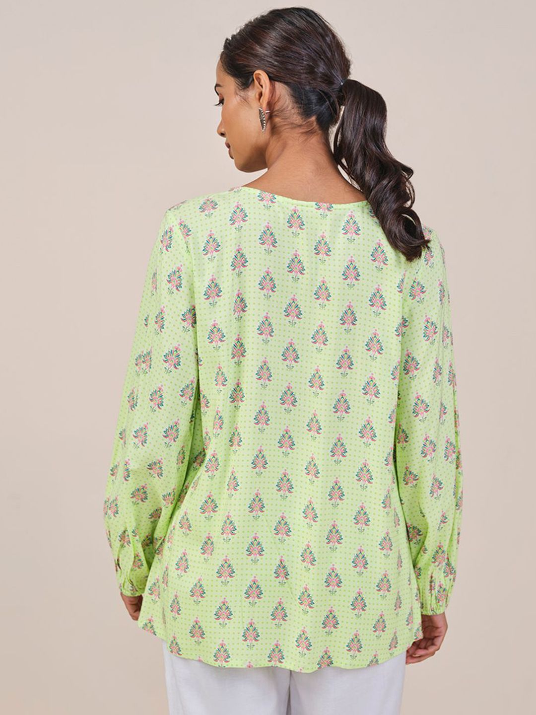 Global Desi Women Floral Printed Top