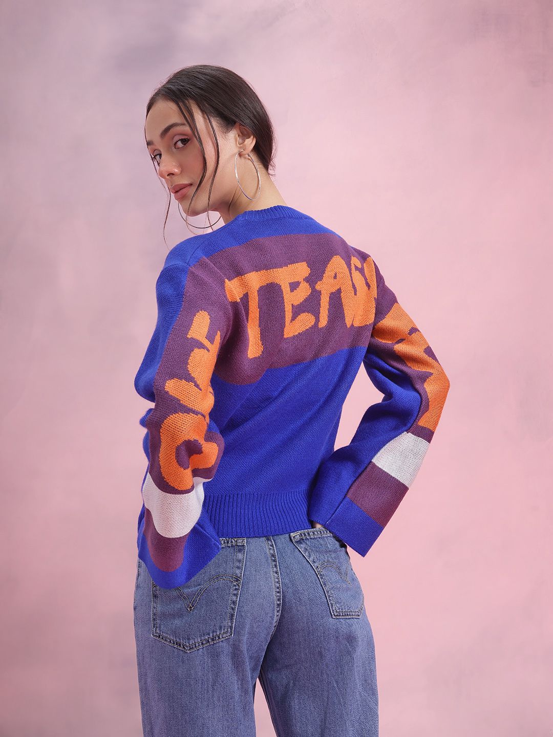 DressBerry Typography Acrylic Pullover