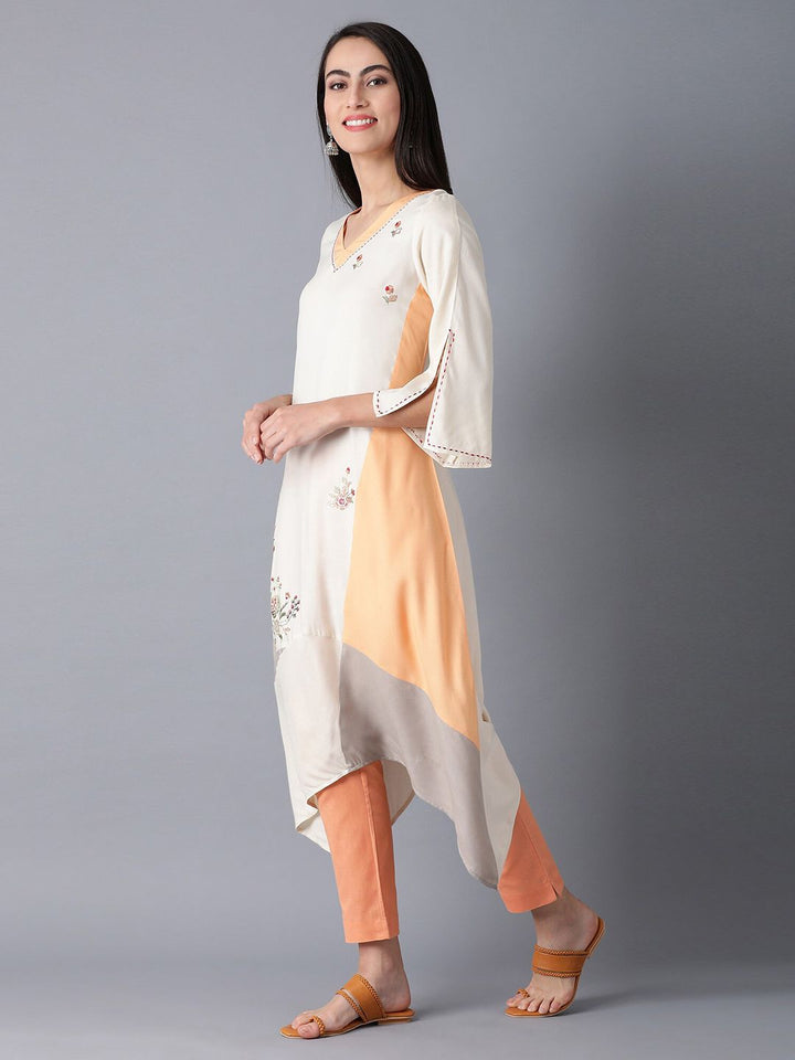 W Women Beige Floral Printed Flared Sleeves Kurta