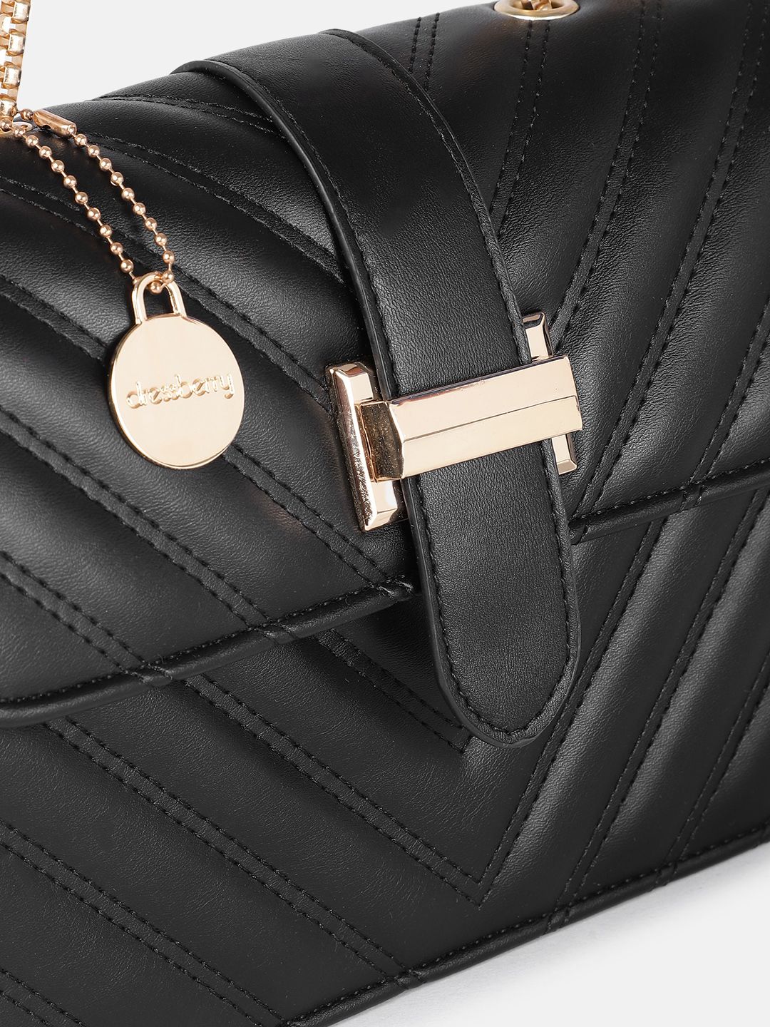 DressBerry Quilted Shoulder Bag