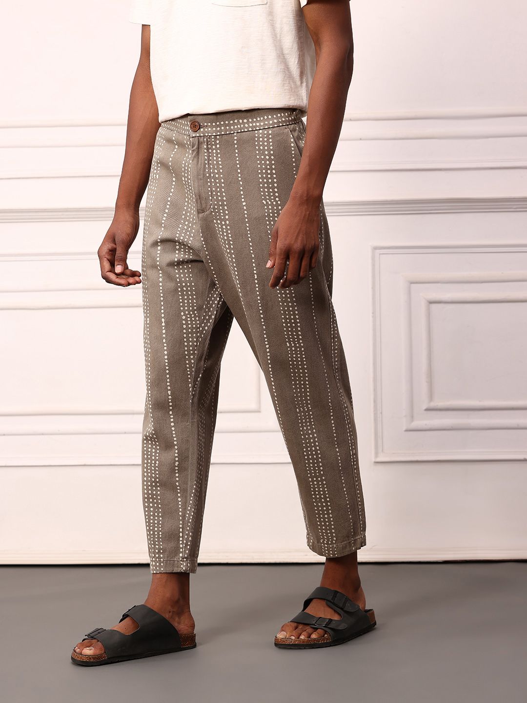 Mr Bowerbird Men Printed Pure Cotton Liberal Fit Trousers With a Notepad