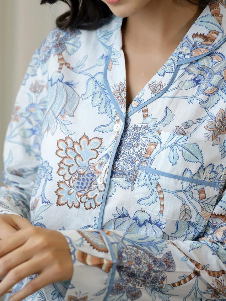 SANSKRUTIHOMES Women Grey & White Printed Pure Cotton Night suit