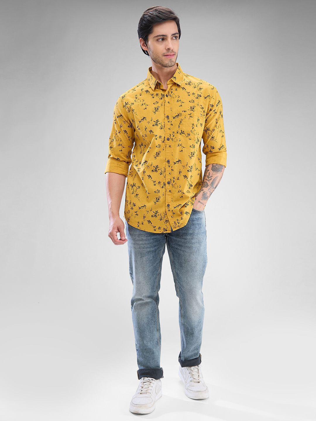SPYKAR Men Slim Fit Floral Printed Casual Shirt