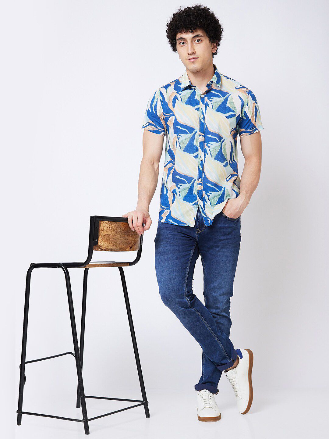SPYKAR Slim Fit Opaque Printed Pure Cotton Casual Shirt