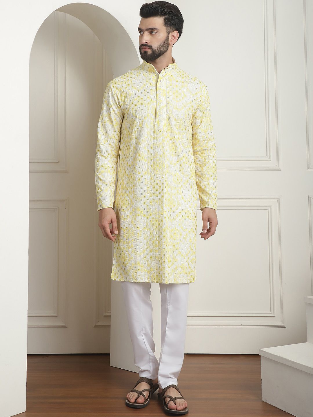 SOJANYA Geometric Embroidered Mandarin Collar Sequined Pure Cotton Straight Kurta