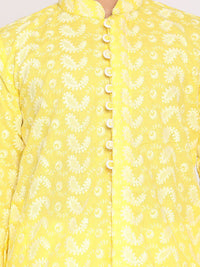 VASTRAMAY Boys Yellow Paisley Embroidered Pure Cotton Kurta with Pyjamas