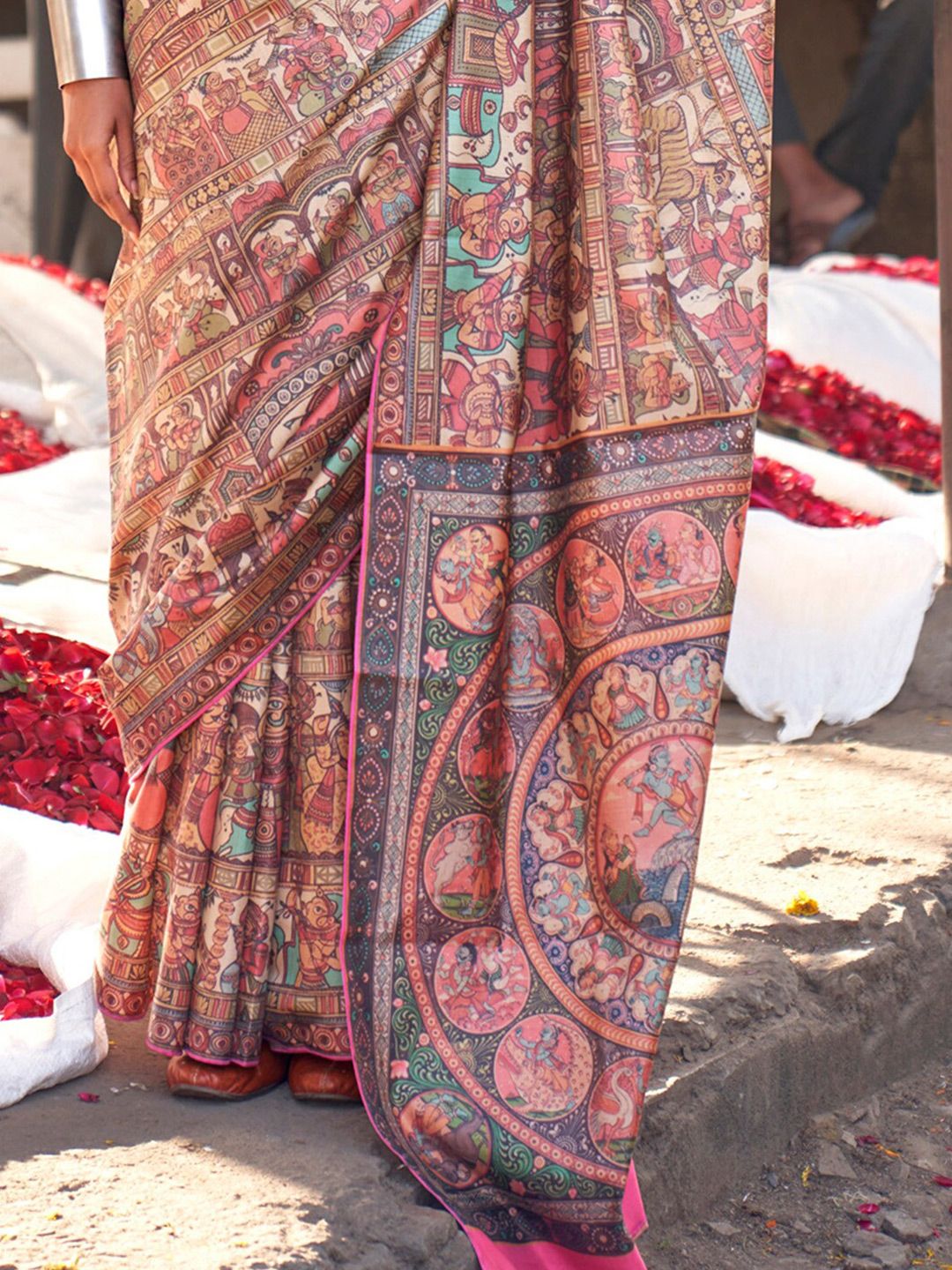 Saree mall Ethnic Motifs  Printed Sarees