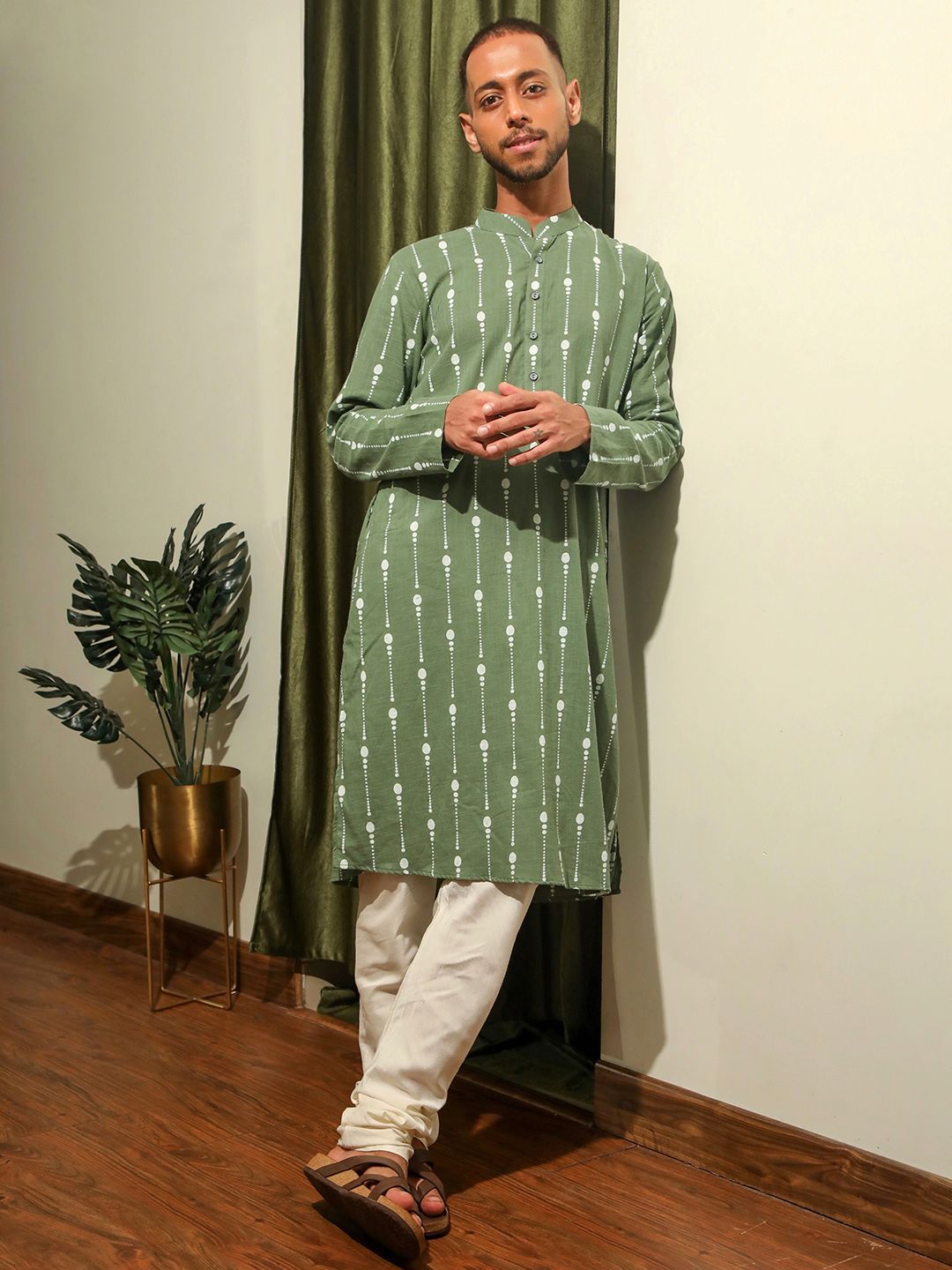 See Designs Men Green & White Printed Pure Cotton Straight Kurta