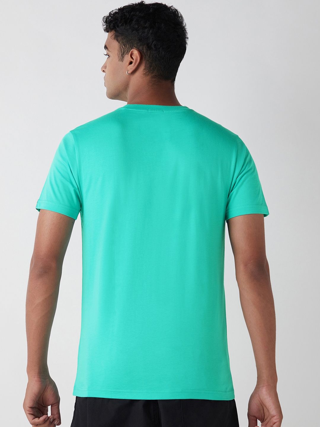 Bewakoof Men Solid Round Neck Cotton T-shirt