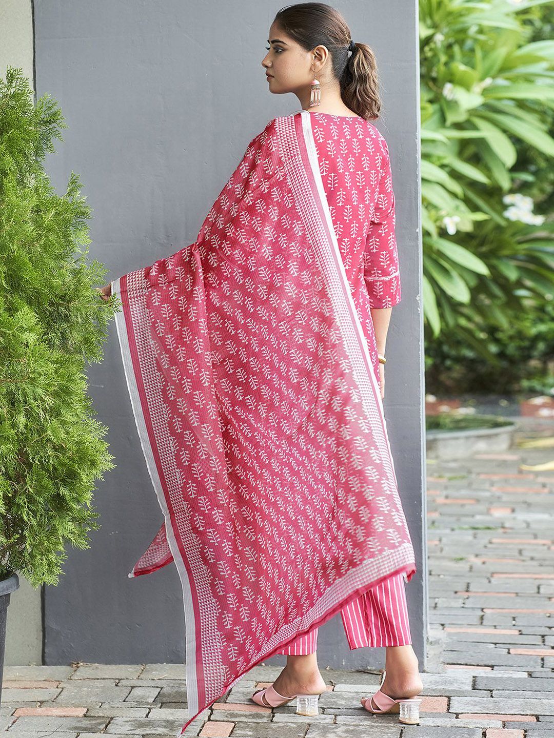 KALINI Floral Printed Gotta Patti Straight Kurta with Trousers & Dupatta