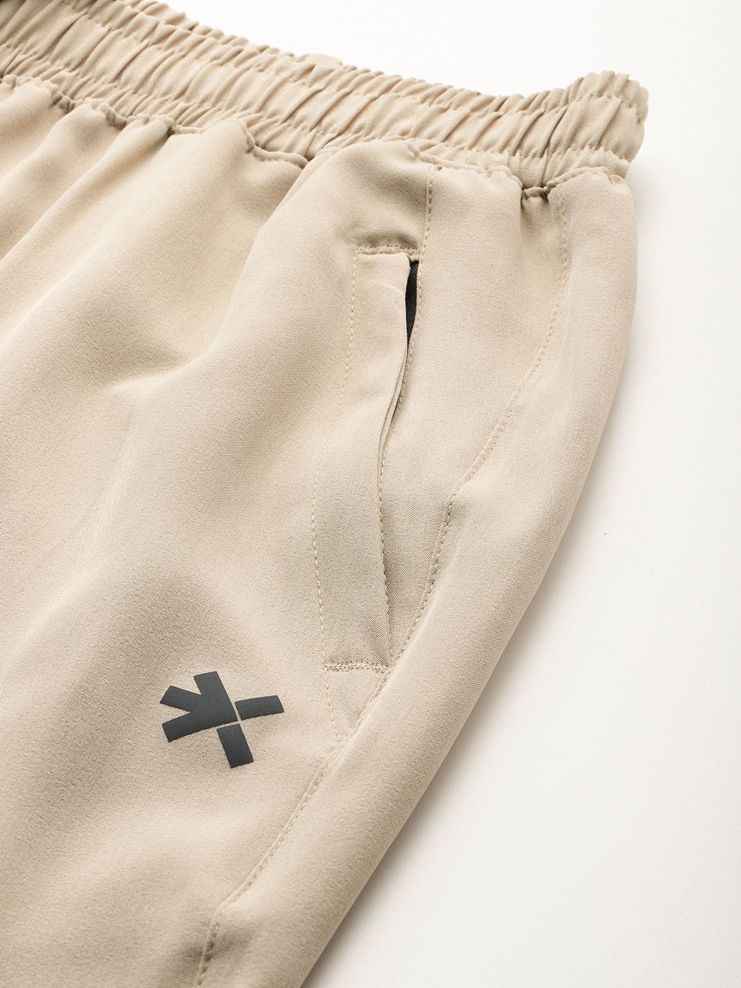 HRX by Hrithik Roshan Men Rapid-Dry Colourblocked Running Tracksuit