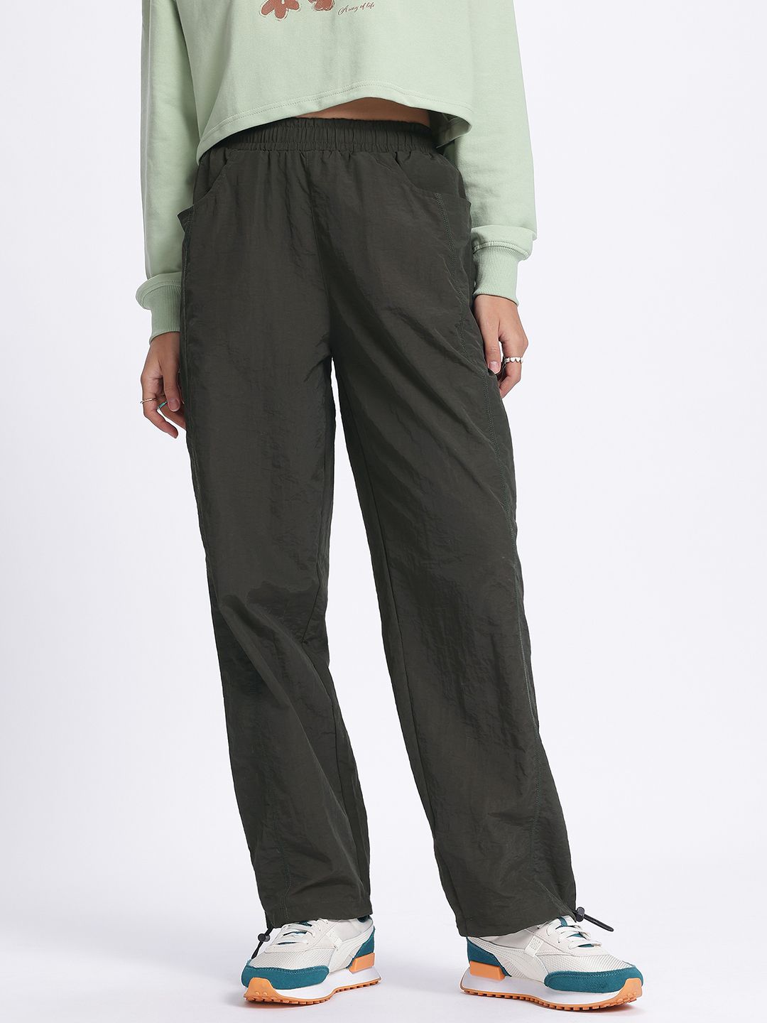 DressBerry Women Urban Vibes High-Rise Trousers