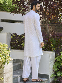 See Designs Ethnic Motif Embroidered Mandarin Collar Pure Cotton Kurta