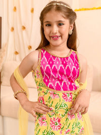 pspeaches Girls Floral Printed Pure Cotton Kurta With Sharara & With Dupatta