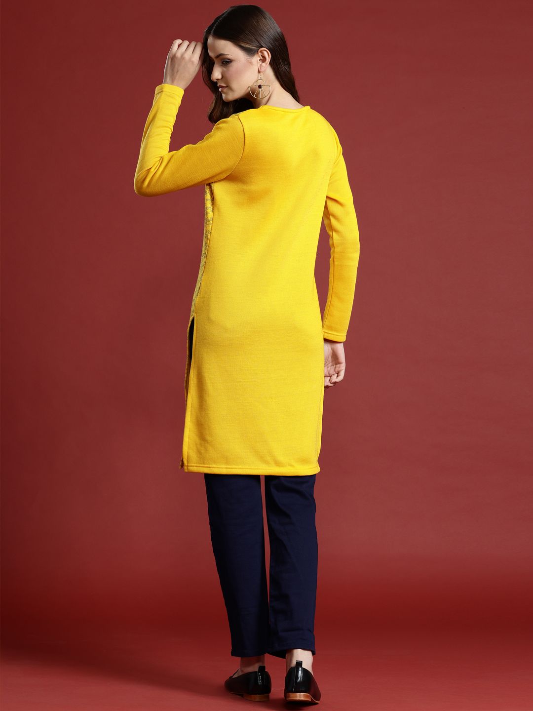 Anouk Floral Printed Winter Kurta