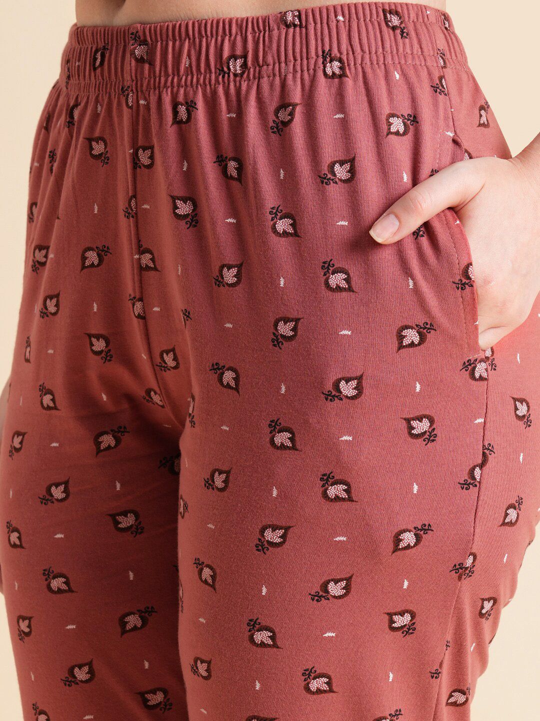 Sweet Dreams Peach-Coloured & White Floral Printed Pure Cotton Night Suits