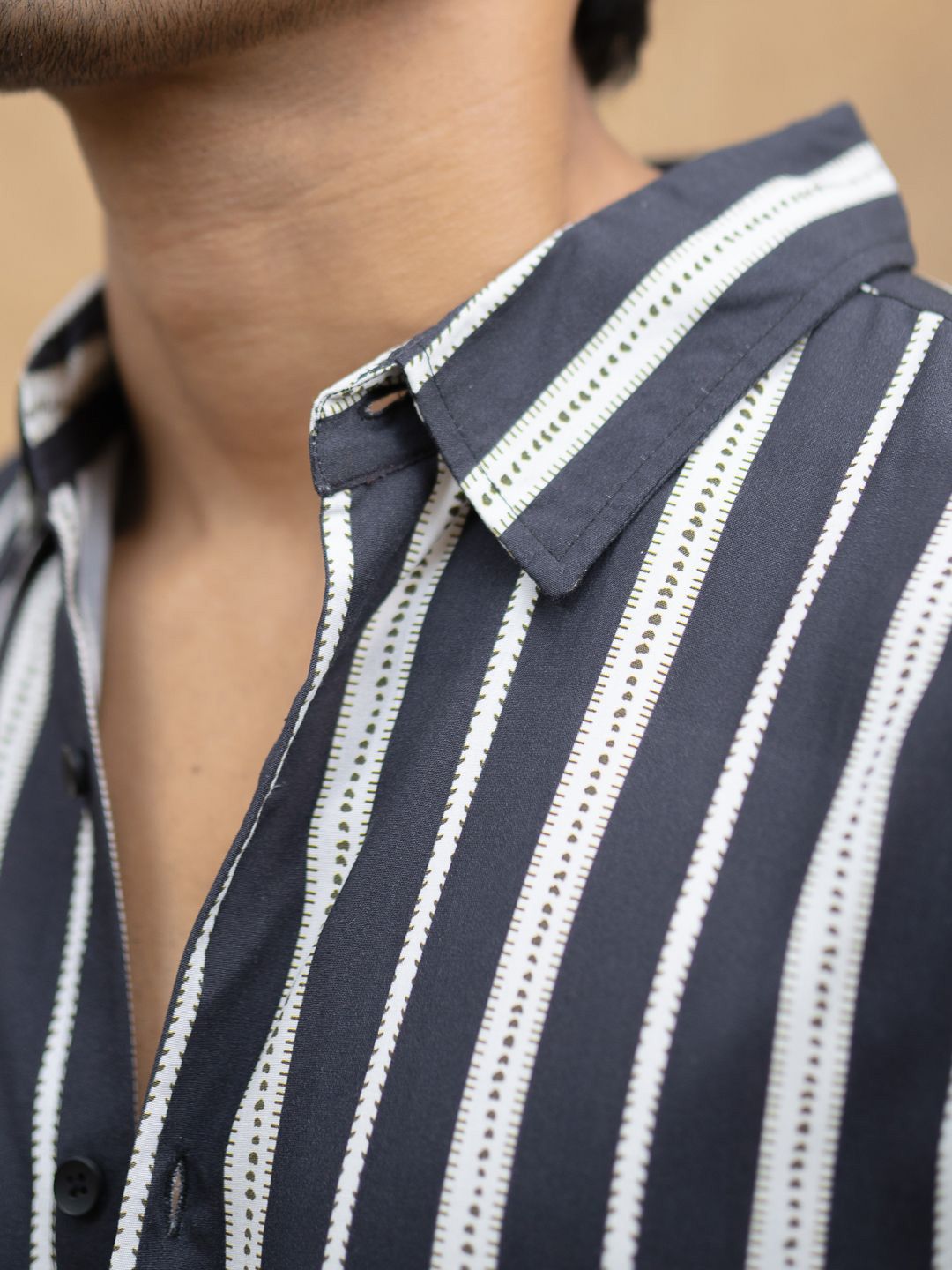 Powerlook Men Printed Stripe Lightweight Shirt