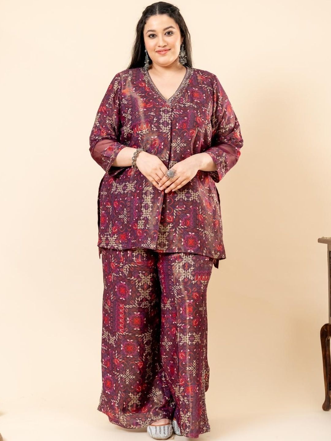 Mamicha Printed V-Neck Top & Trousers Co-Ords Set