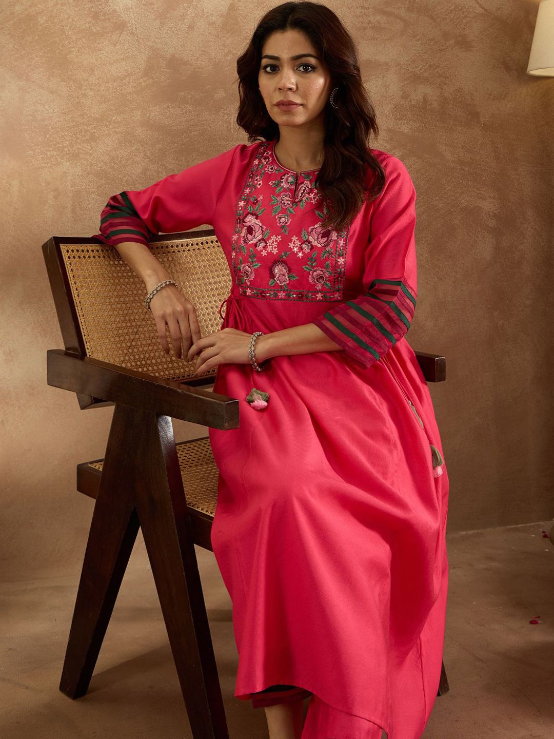 Indo Era Women Floral Embroidered Empire Thread Work Liva Kurta with Trousers