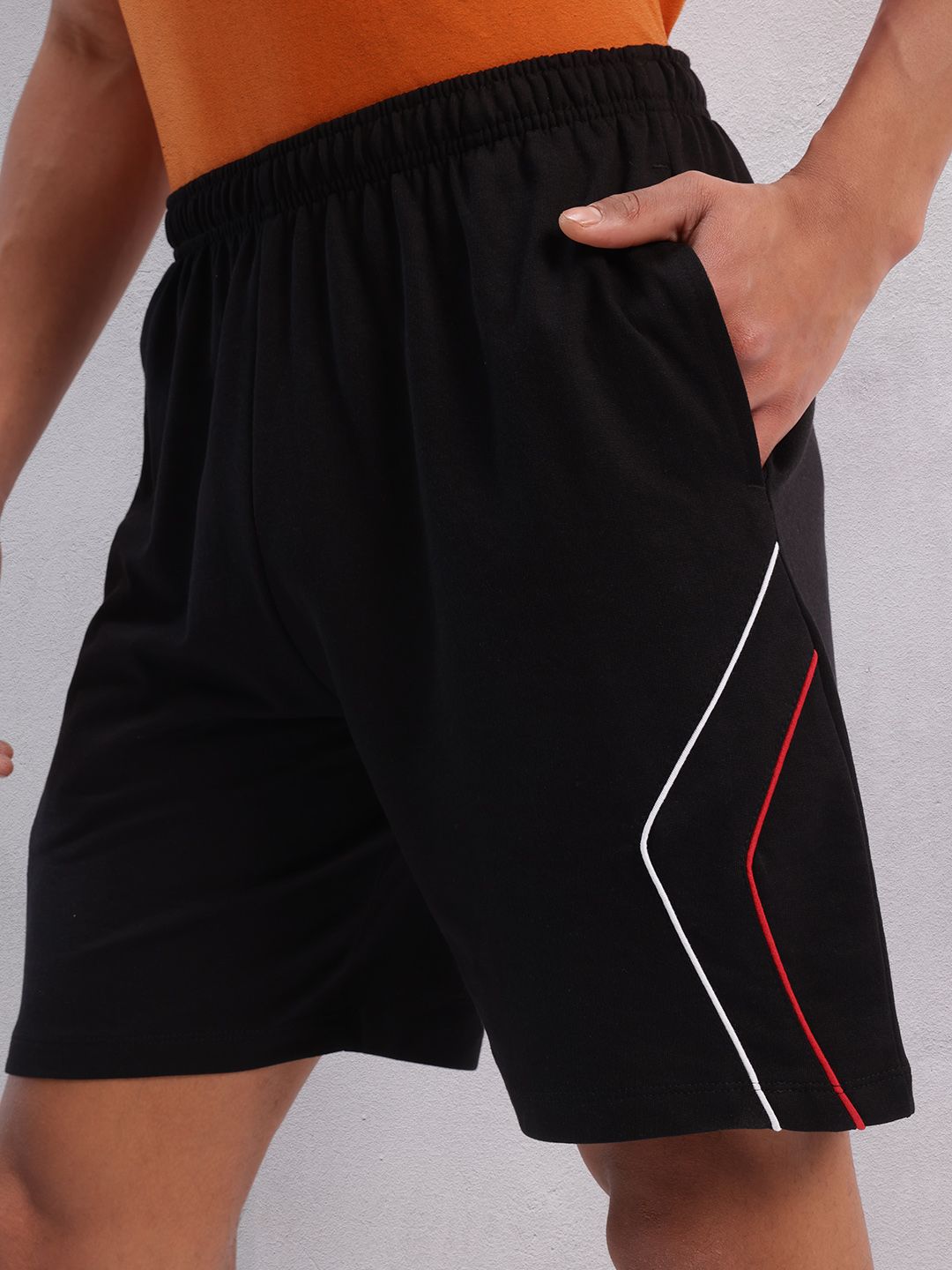 HRX by Hrithik Roshan Men Mid-Rise Regular Fit Lifestyle Shorts with Piping Detail
