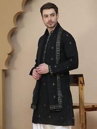 Jompers Men Floral Embroidered Chikankari Kurta With Dupatta