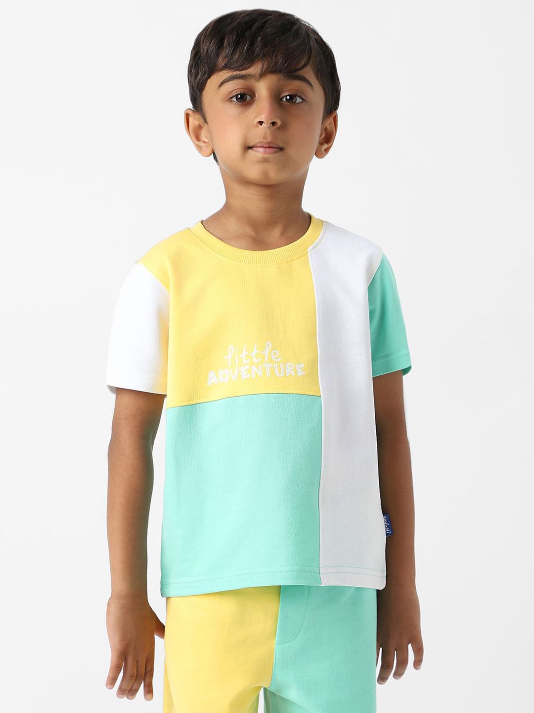 Nauti Nati Boys Colourblocked T-shirt with Shorts