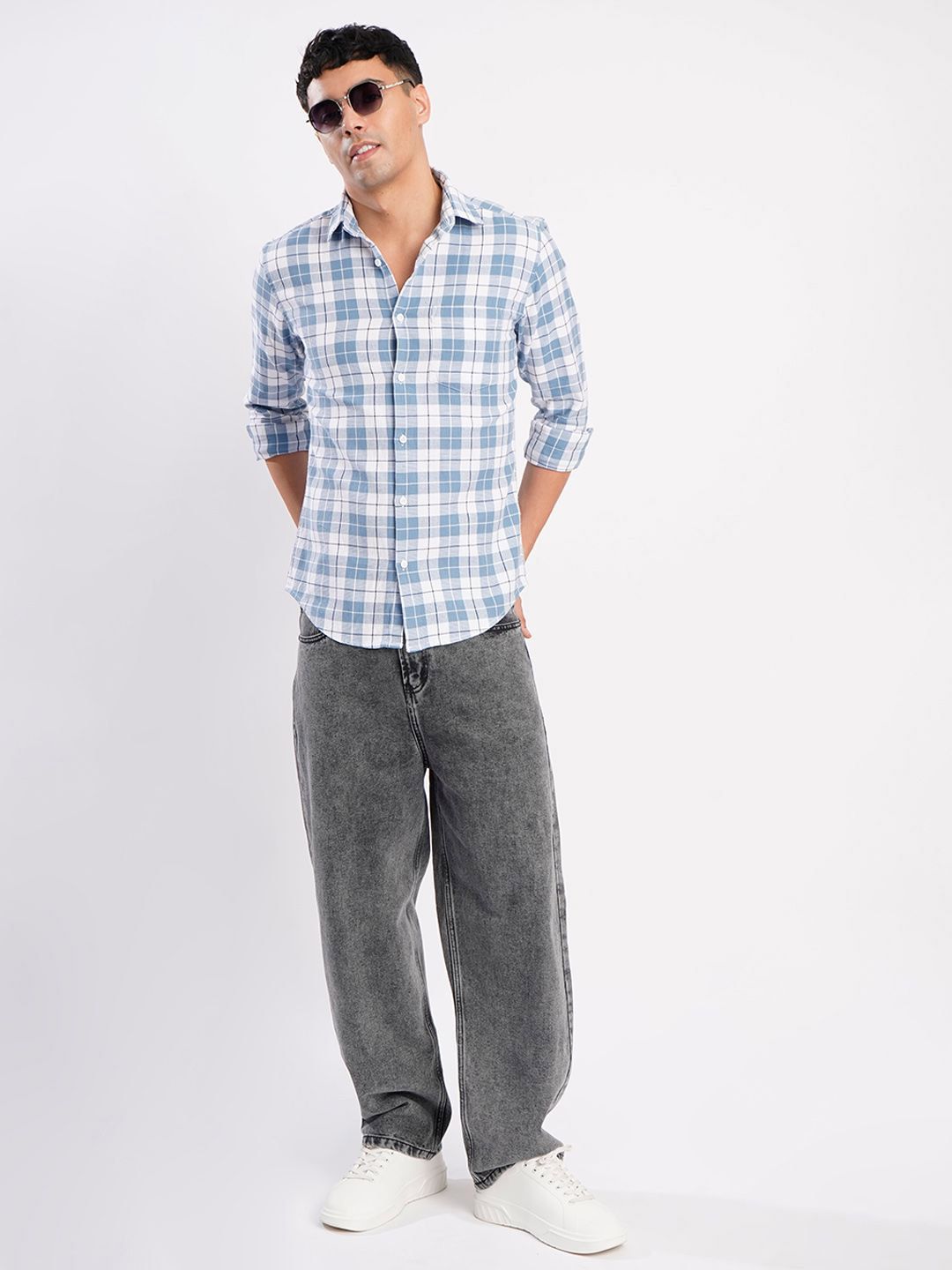 Bene Kleed Men Slim Fit Checked Cotton Casual Shirt