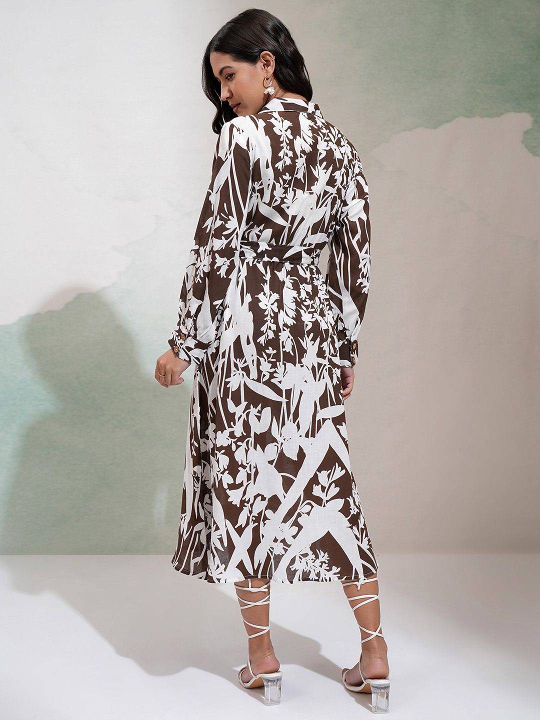 Vishudh Floral Printed Fit & Flare Midi Dress