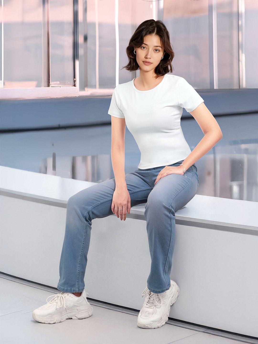 DressBerry Round-Neck Crop Fitted Top