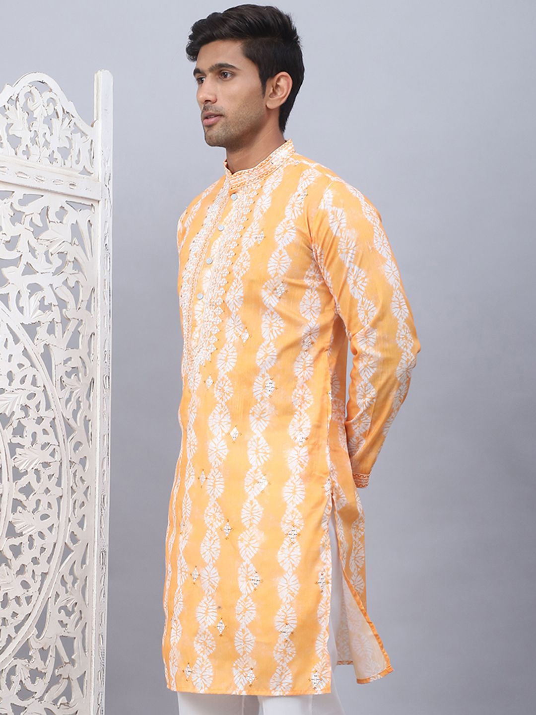 Jompers Floral Printed Mandarin Collar Sequins Straight Kurta