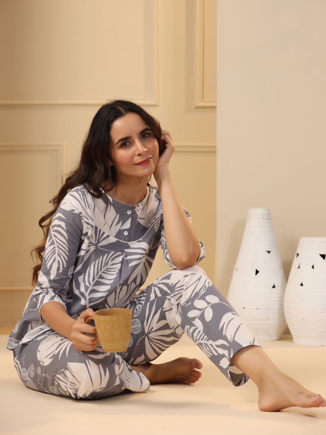 SANSKRUTIHOMES Women Pure Cotton Printed Night suit