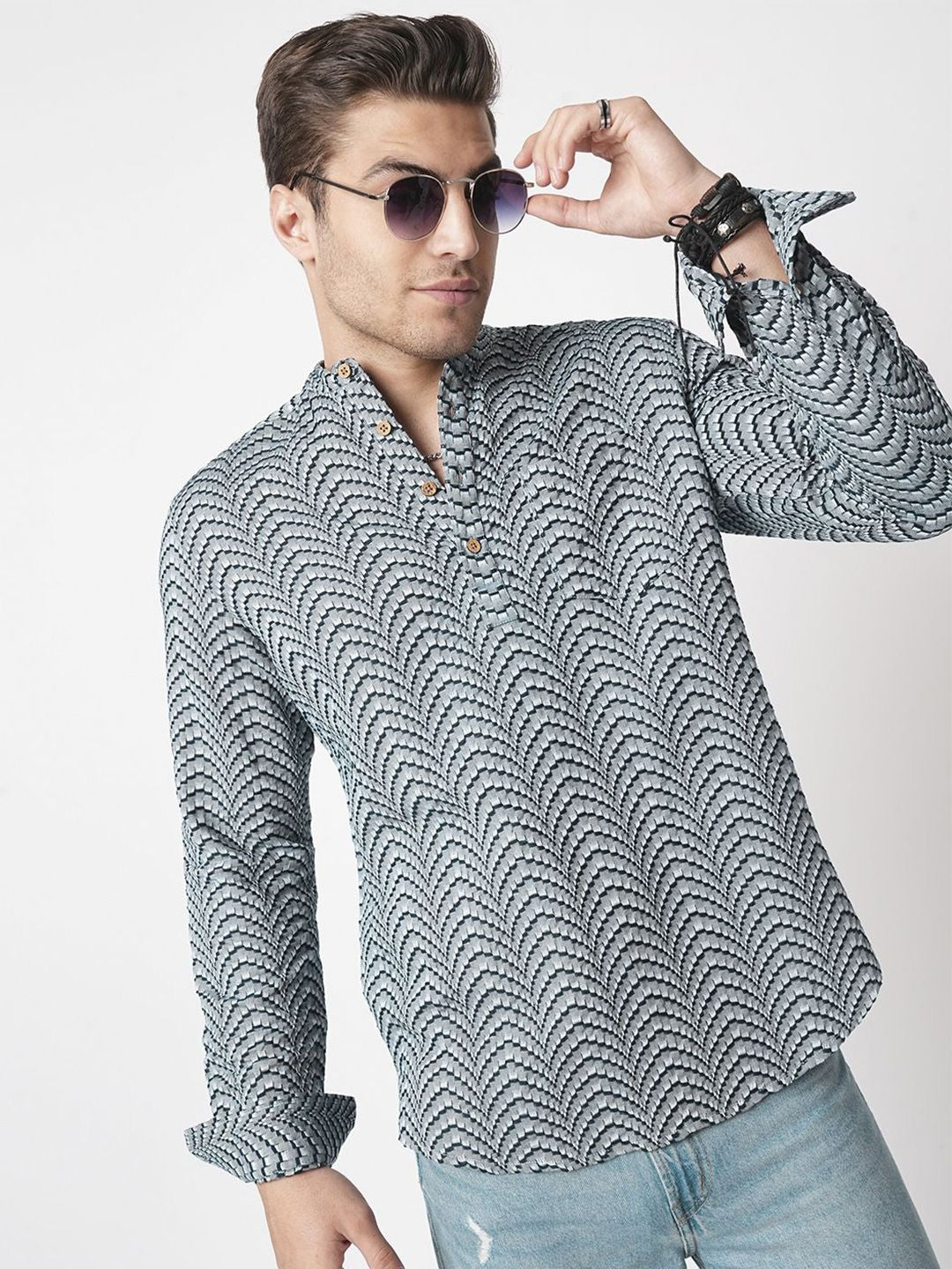 VASTRADO Abstract Woven Design Mandarin Collar Cotton Jacquard A-Line Short Kurta