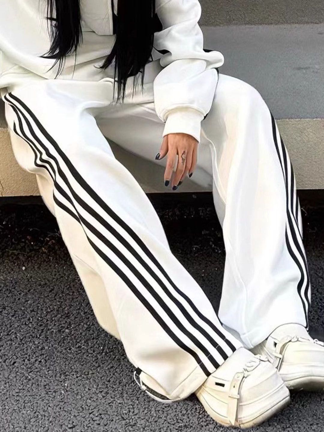 DressBerry Women Trousers