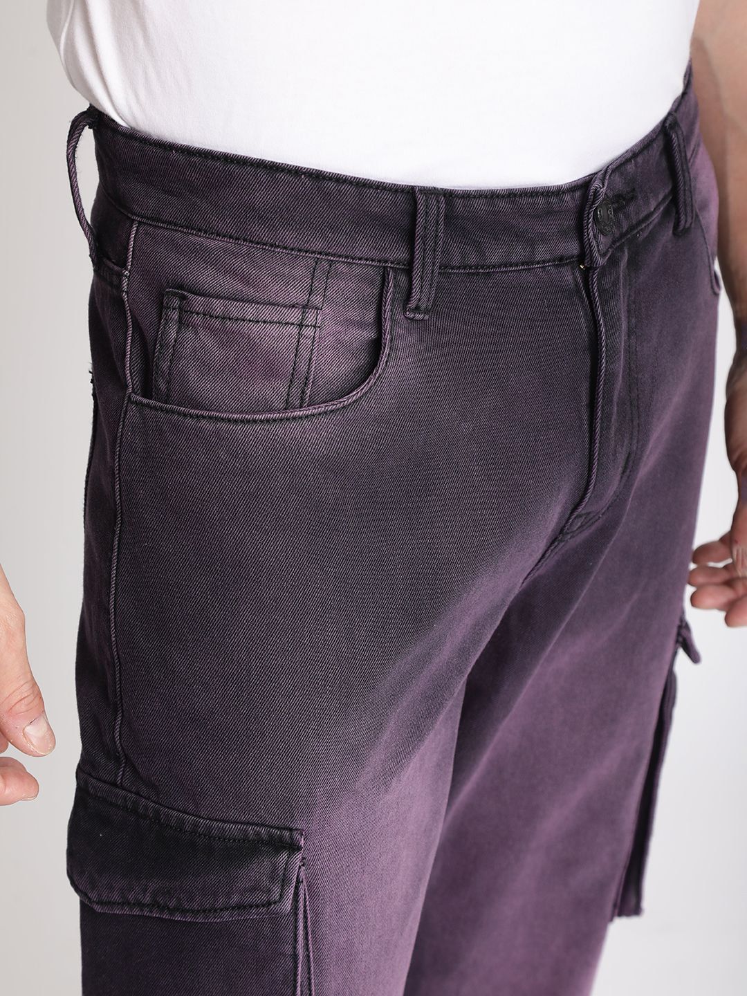 Bene Kleed Men Losse Fit Cropped Tinted Cargo Jeans