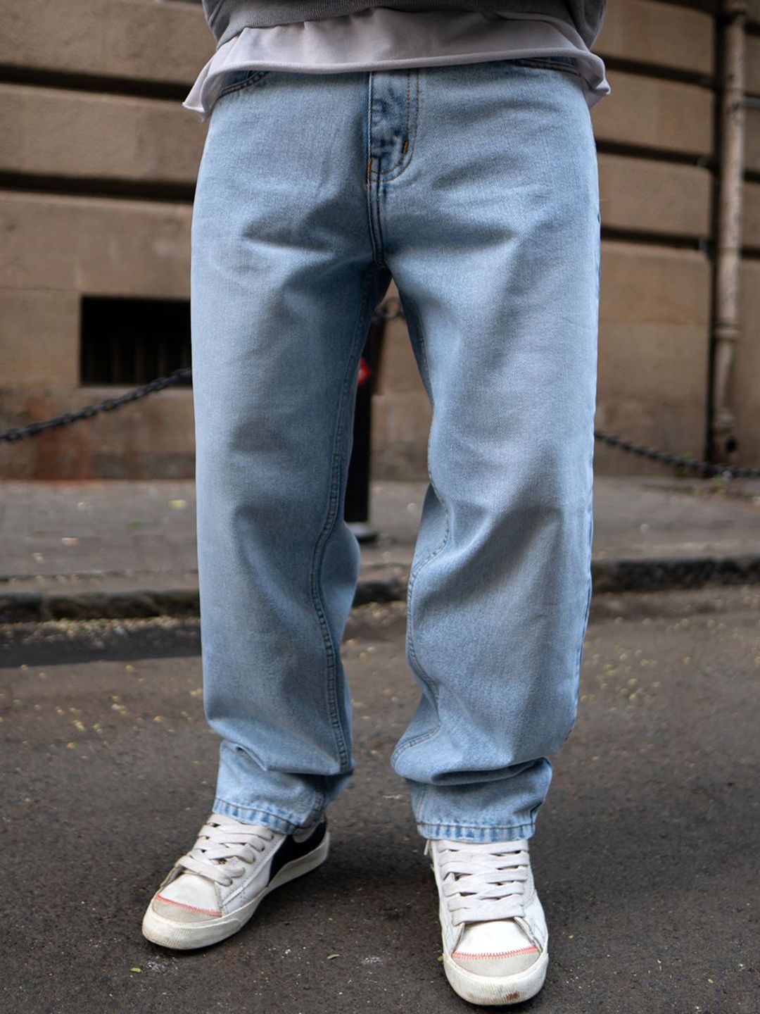 Powerlook Men Relaxed Fit Light Blue Mildly Distressed Light Fade Cotton Jeans