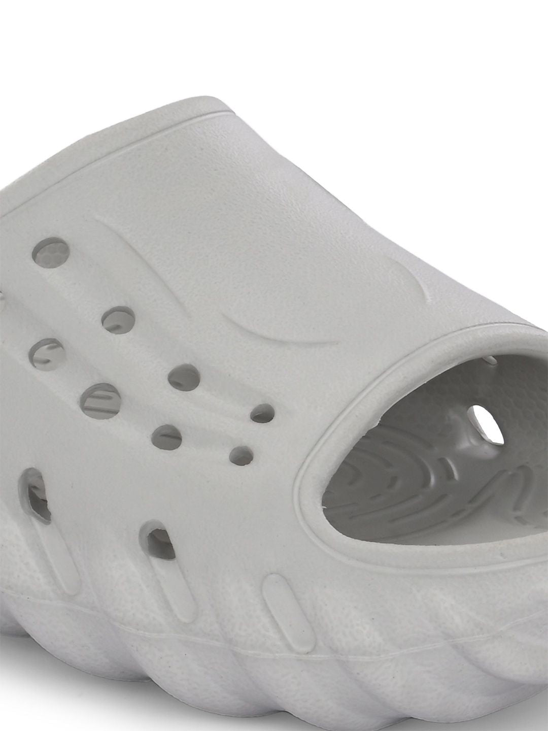 HRX by Hrithik Roshan Men Rubber Slip-On