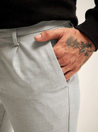 THE BEAR HOUSE Men Slim Fit Pleated Trousers