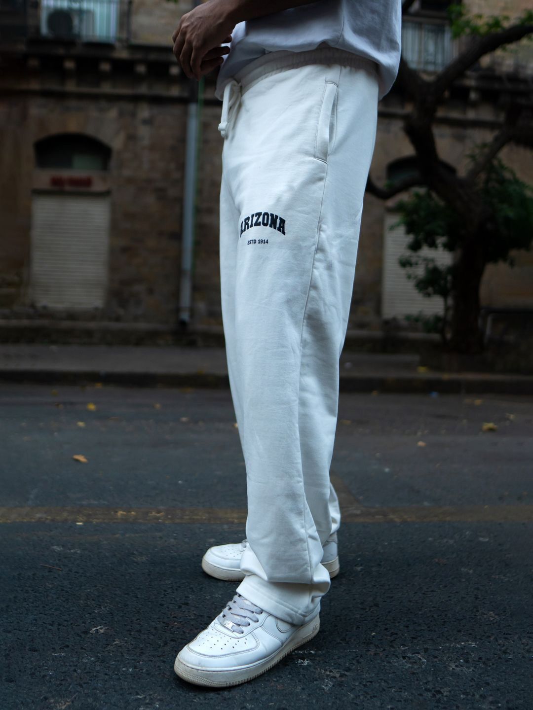 Powerlook Men Off-White Baggy Fit Track Pant